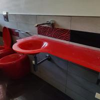 Sanitari bagno rossi (wc, bidet, lavabo)