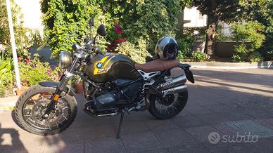 BMW r nine t scrambler 