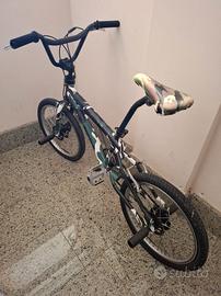 bicicletta BMX