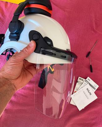 Lotto casco PETZL + accessori nuovi - uso privato