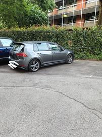 Golf R line 150cv