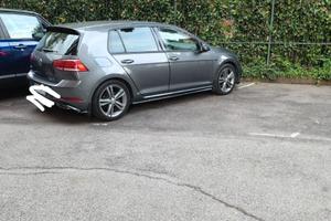 Golf R line 150cv