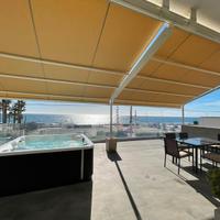 Residenza 4 colonne contemporanea