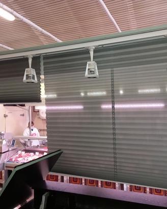 Faretti a led su binario per  illuminazione