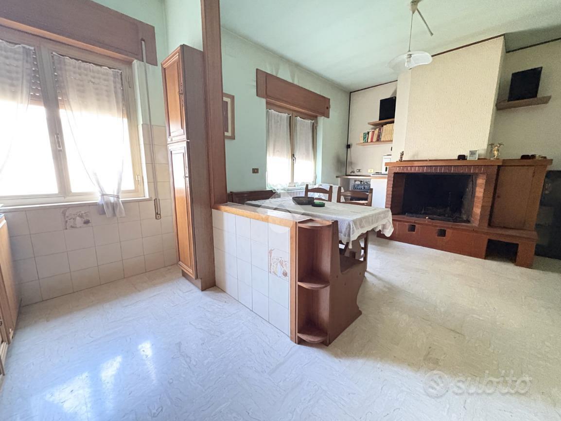 Apartment in Narni, Narni Scalo - Vista 2