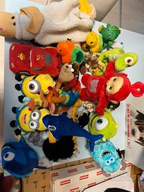 Peluche di varie dimensioni