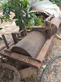 rullo per compattare piazzole alberi di ulivi