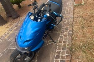 aprilia sr fari tondi