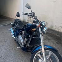 Honda VF 750 custom - 1988