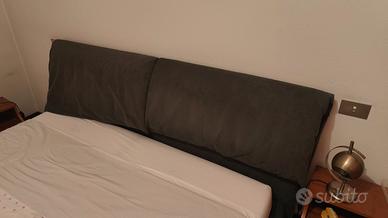 Struttura letto matrimoniale testiera imbottita