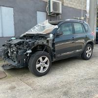 Toyota Rav 4 del 2012 per ricambi