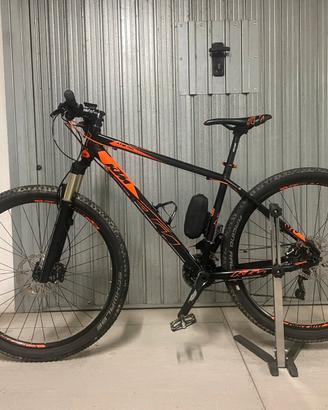 KTM - MTB 29” Shimano Deore  - accessori inclusi
