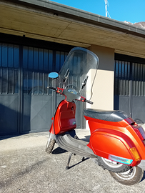 Vespa HP