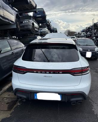 Ricambi Porsche Macan 2022 2.0 turbo benzina, moto