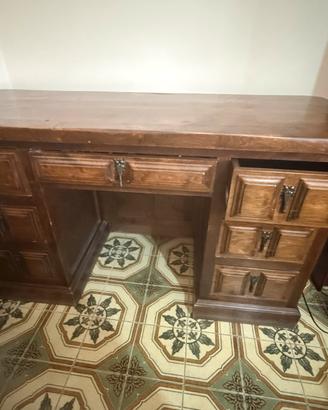 Scrivania/scrittoio in legno massiccio rustico