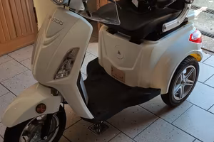 Scooter elettrico per anziani Veleco