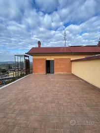 Appartamento di 150 m² con 4 locali e box auto dop