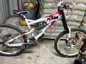 Bici ktm tributo