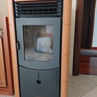 STUFA A PELLET  MOD. MARIKA PIAZZETTA SUPERIOR
