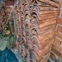  100 tegole vecchie in buone condizioni