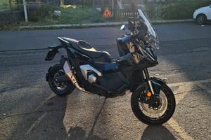 Honda Xadv-750
