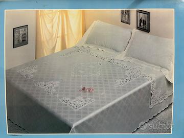 Copriletto e lenzuola