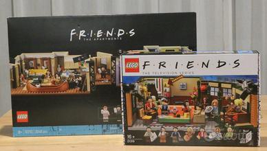 Lego 10292 e 21319 Friends Serie TV
