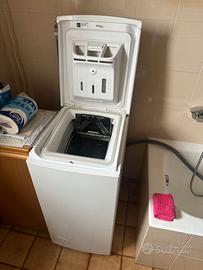 Lavatrice a carica dall’alto - Compatta e funziona