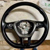 Volante Volkswagen con comandi