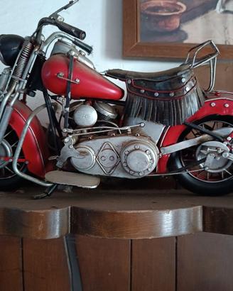 Modelli moto Custom in metallo