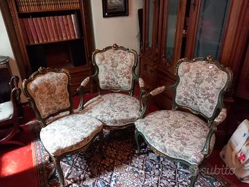 Set stile Luigi XV – 2 poltroncine e 1 sedia