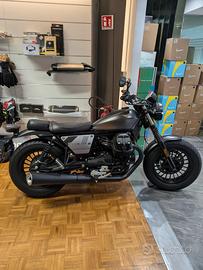 Moto Guzzi V9 BOBBER SPECIAL EDITION