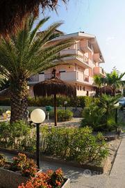 Bilocale in centro sul mare
