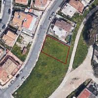 Terreno Edificabile con Ampio Fronte Strada