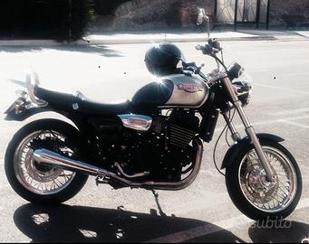 Triumph Legend - 2005