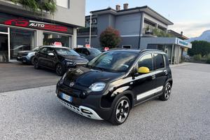 FIAT Panda 1.0 FireFly S&S Hybrid PACK CROSS