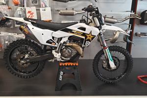 Husqvarna FE 450 2024 ROCKSTAR EDITION