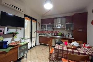 Appartamento, Campofelice di Roccella.