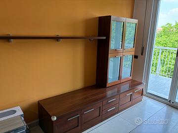 Mobile TV, parete attrezzata