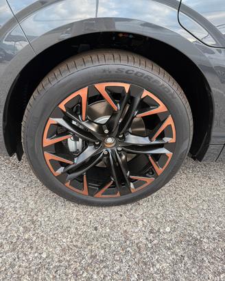 4 gomme Pirelli Scorpion 255/40 R20-101 V XL