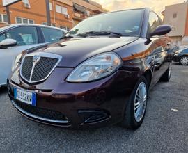 Lancia Ypsilon "OK NEOPATENTATI"