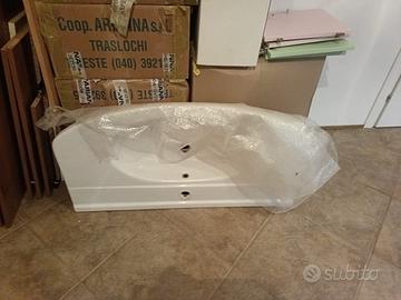 Lavandino in ceramica