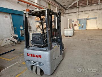 Carrello elevatore elettrico Nissan