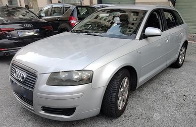 Audi A3 Sportback 1.6 benzina - 130.000 km