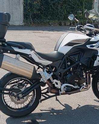 benelli trk 502 x