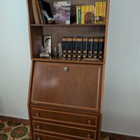 Mobile credenza