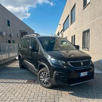 Peugeot Rifter TRASPORTO DISABILI Ribassato PASSO 