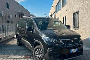 Peugeot Rifter TRASPORTO DISABILI Ribassato PASSO 