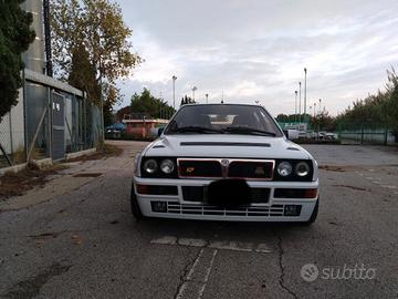 Lancia Delta Evoluzione Martini 5 