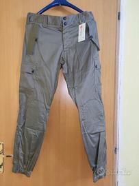 Pantaloni tecnici estivi  tg 48 uomo. NUOVI
